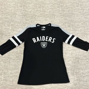 Las Vegas Raiders 3/4 Sleeve T-Shirt. Small